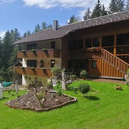 Berger Apartment Lam